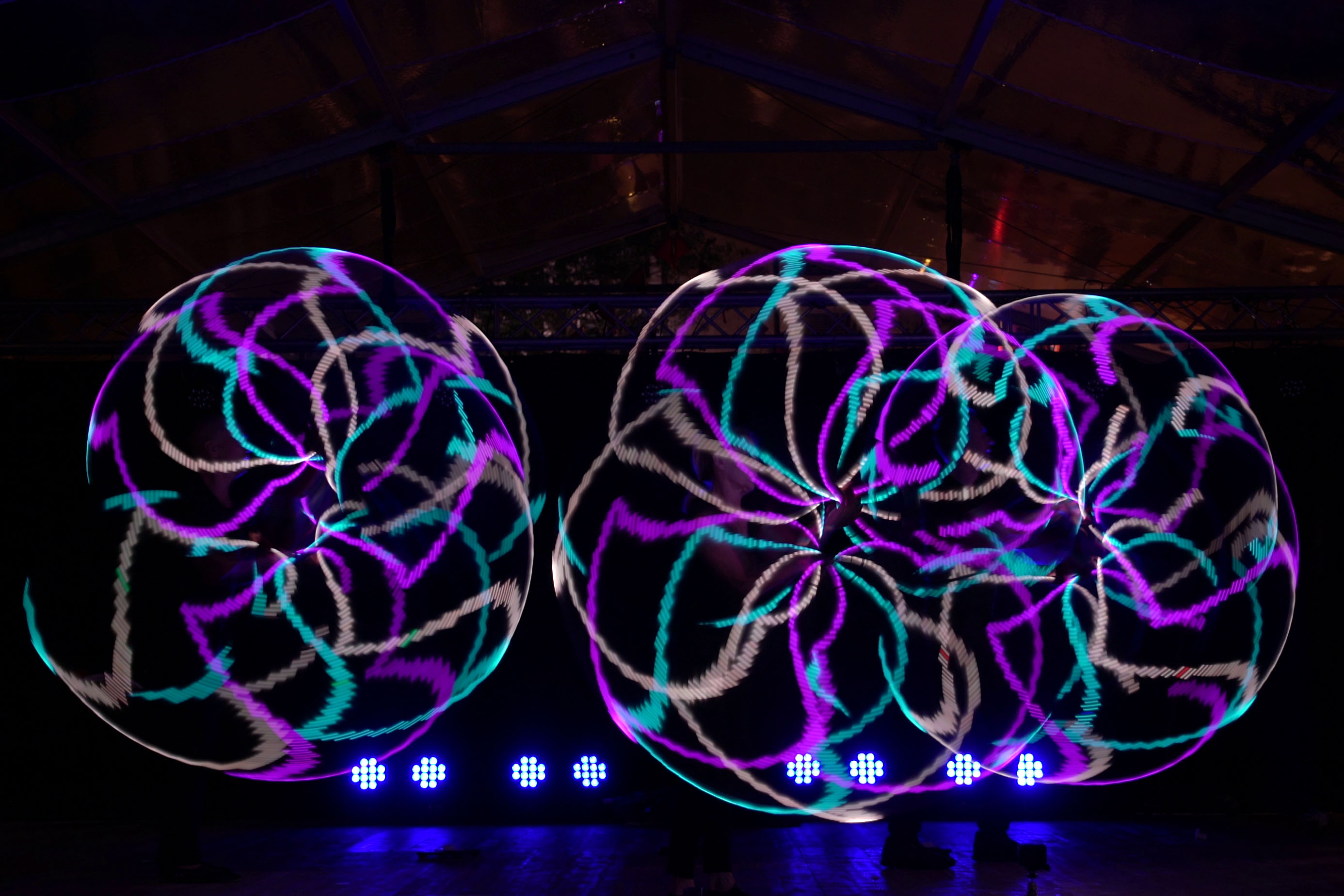 LED-Hoop-Show coloro